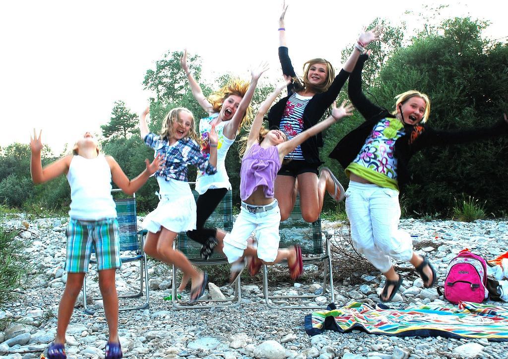 Glamping At Camping La Source Saint-Pierre-d'Argencon Екстер'єр фото